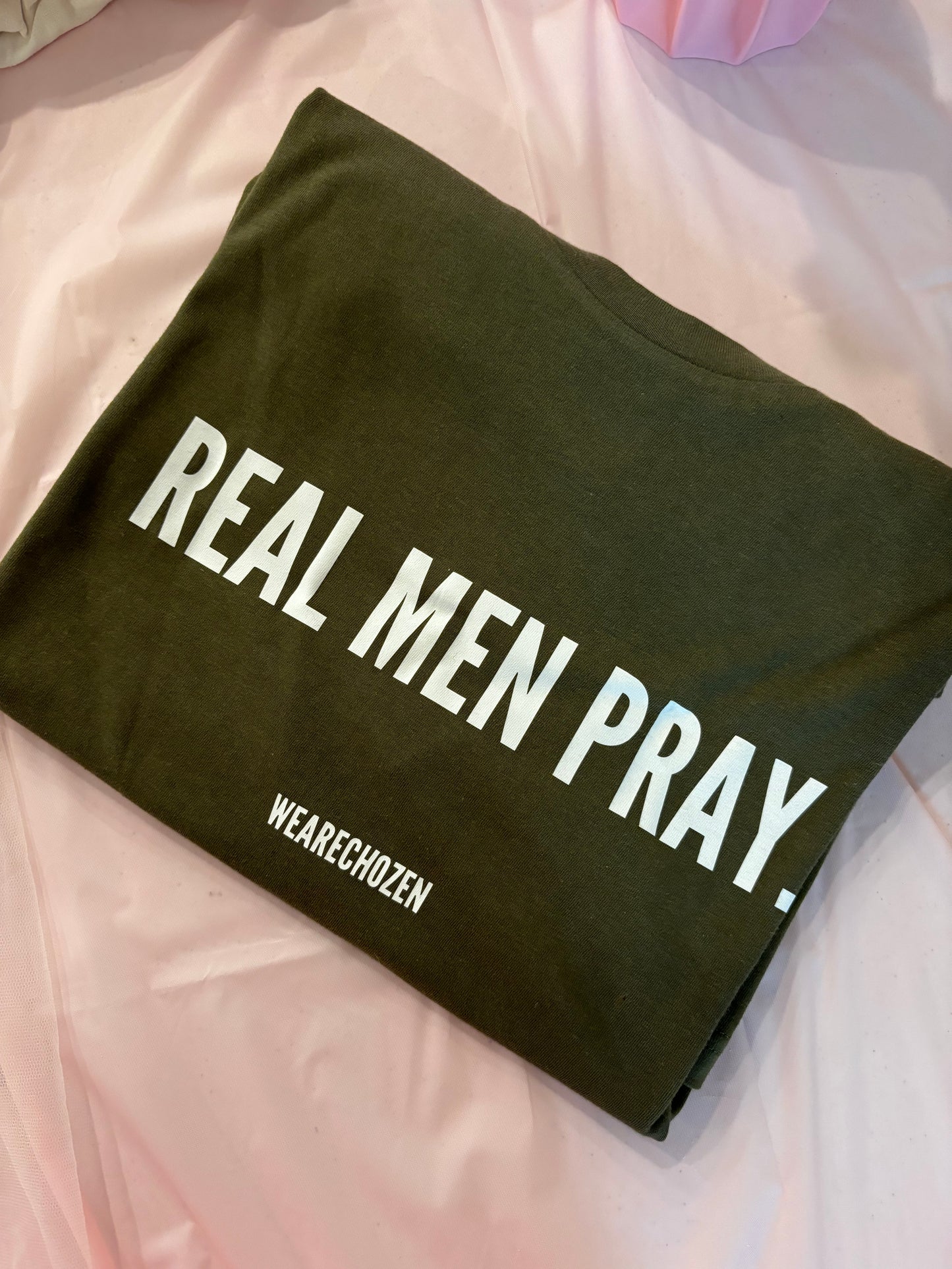 Real Men Pray T-Shirt